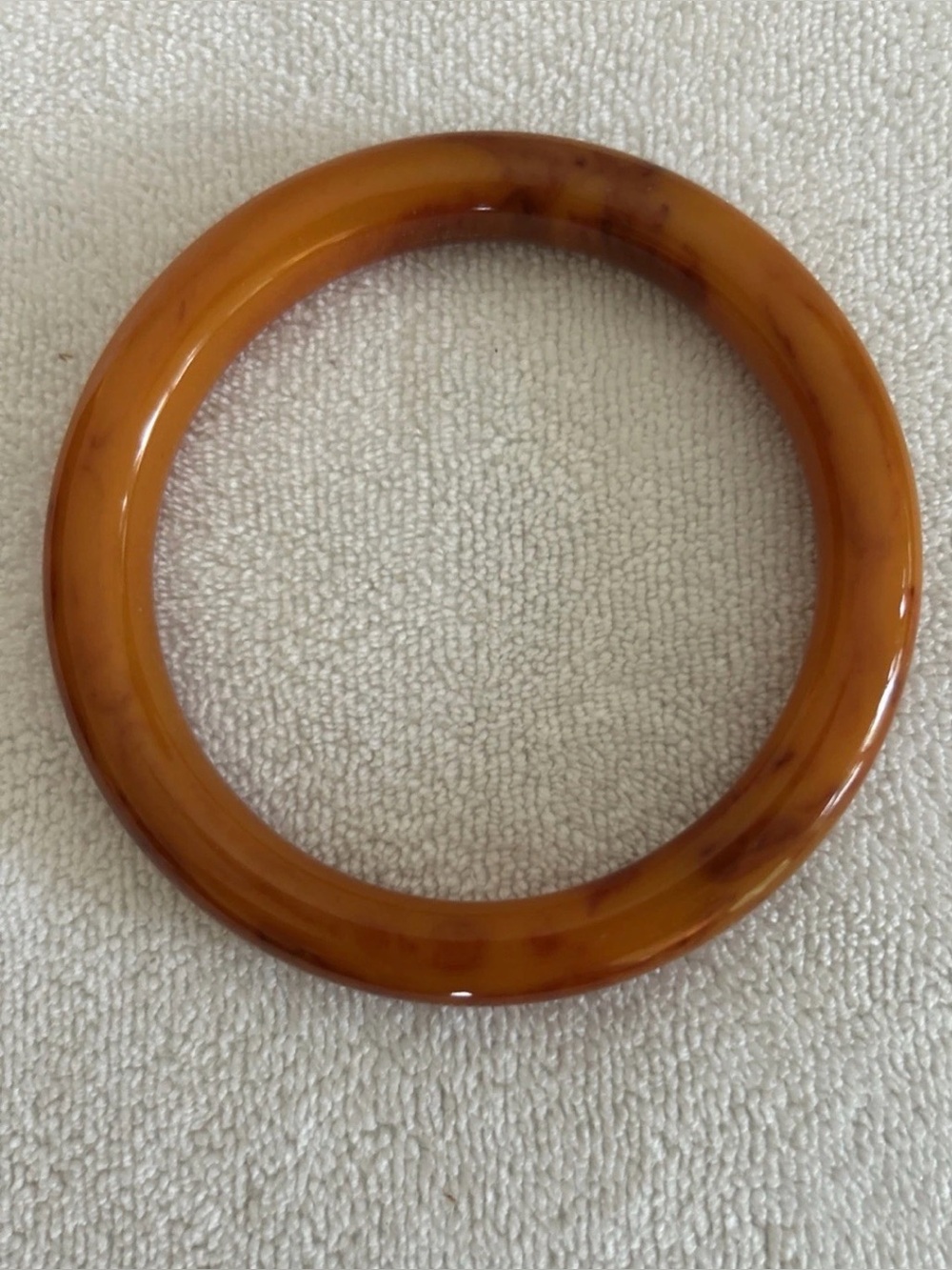 Vintage Bakelite marbled Butterscotch Round Bangle Bracelet